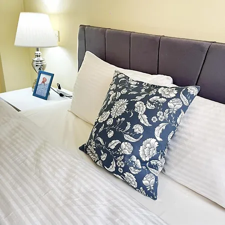 Varis 3oda1salon Kirenia