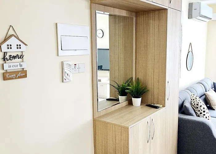 Varis 3oda1salon Kyrenia (Northern Cyprus)