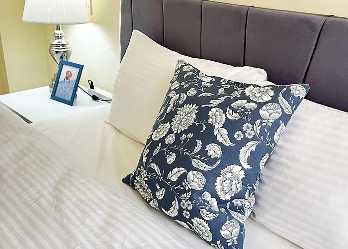 Varis 3oda1salon Kyrenia (Northern Cyprus)